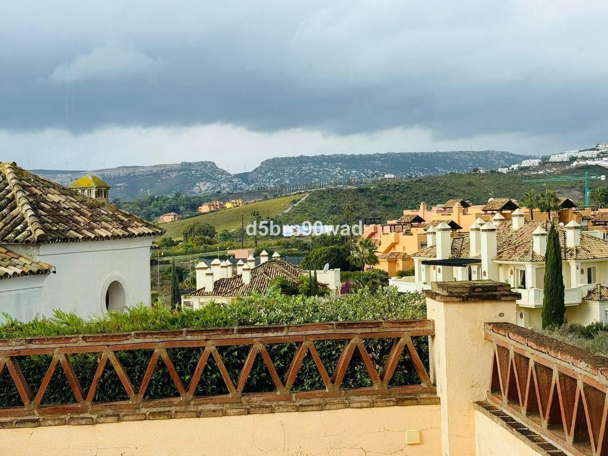 5 Bed Townhouse for sale in Casares Costa Del Sol, Málaga, Spain