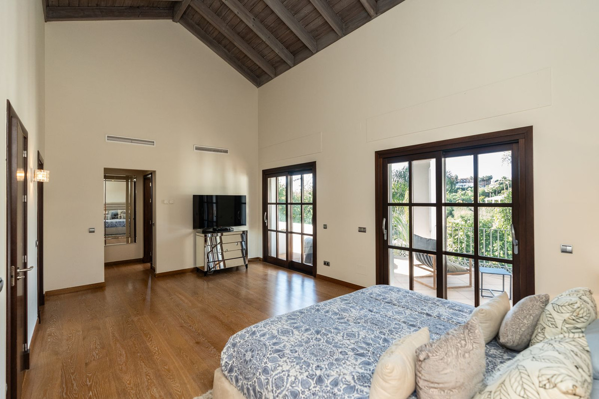 Se vende Villa - Chalet de 4 dormitorios en Costa Del Sol, Málaga, España