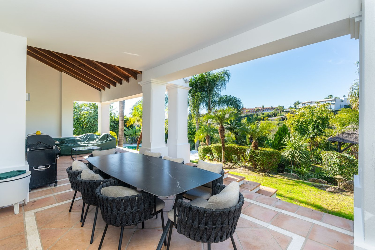Se vende Villa - Chalet de 4 dormitorios en Costa Del Sol, Málaga, España