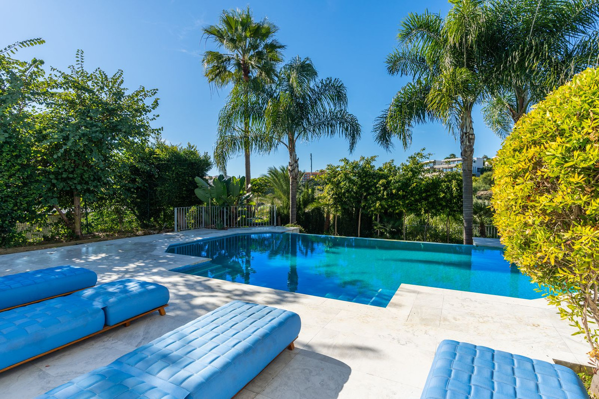 Se vende Villa - Chalet de 4 dormitorios en Costa Del Sol, Málaga, España