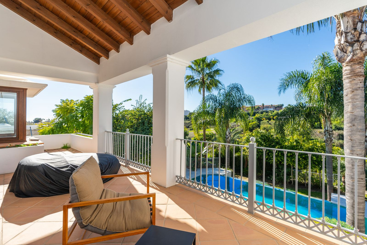 Se vende Villa - Chalet de 4 dormitorios en Costa Del Sol, Málaga, España