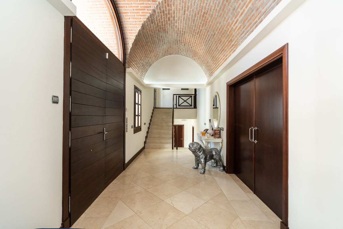 Se vende Villa - Chalet de 4 dormitorios en Costa Del Sol, Málaga, España