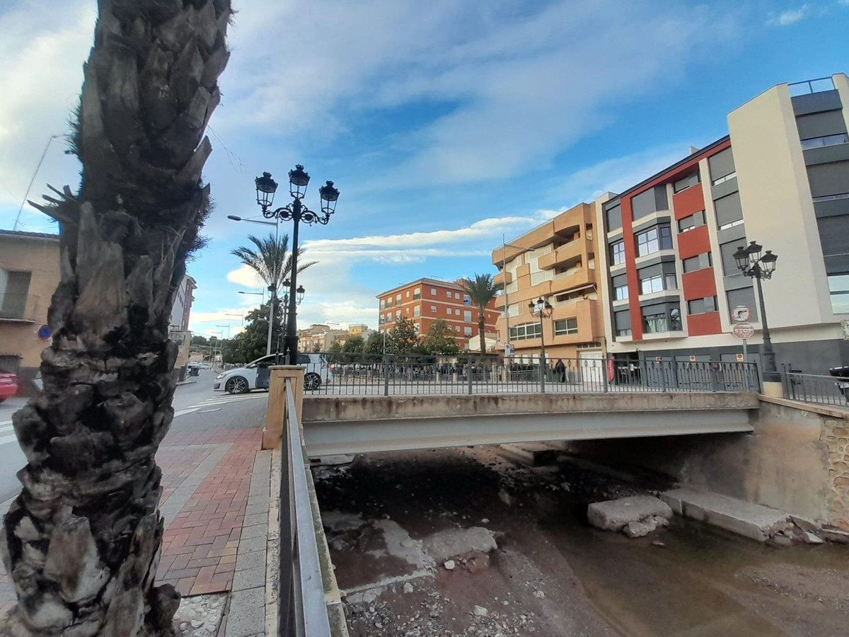 Se vende Apartamento Planta Media de 4 dormitorios en Costa Calida, Murcia, España