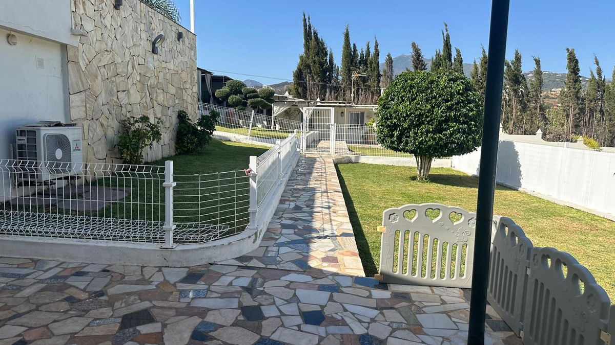 2 Bed Townhouse for sale in Valle Del Sol Costa Del Sol, Málaga, Spain