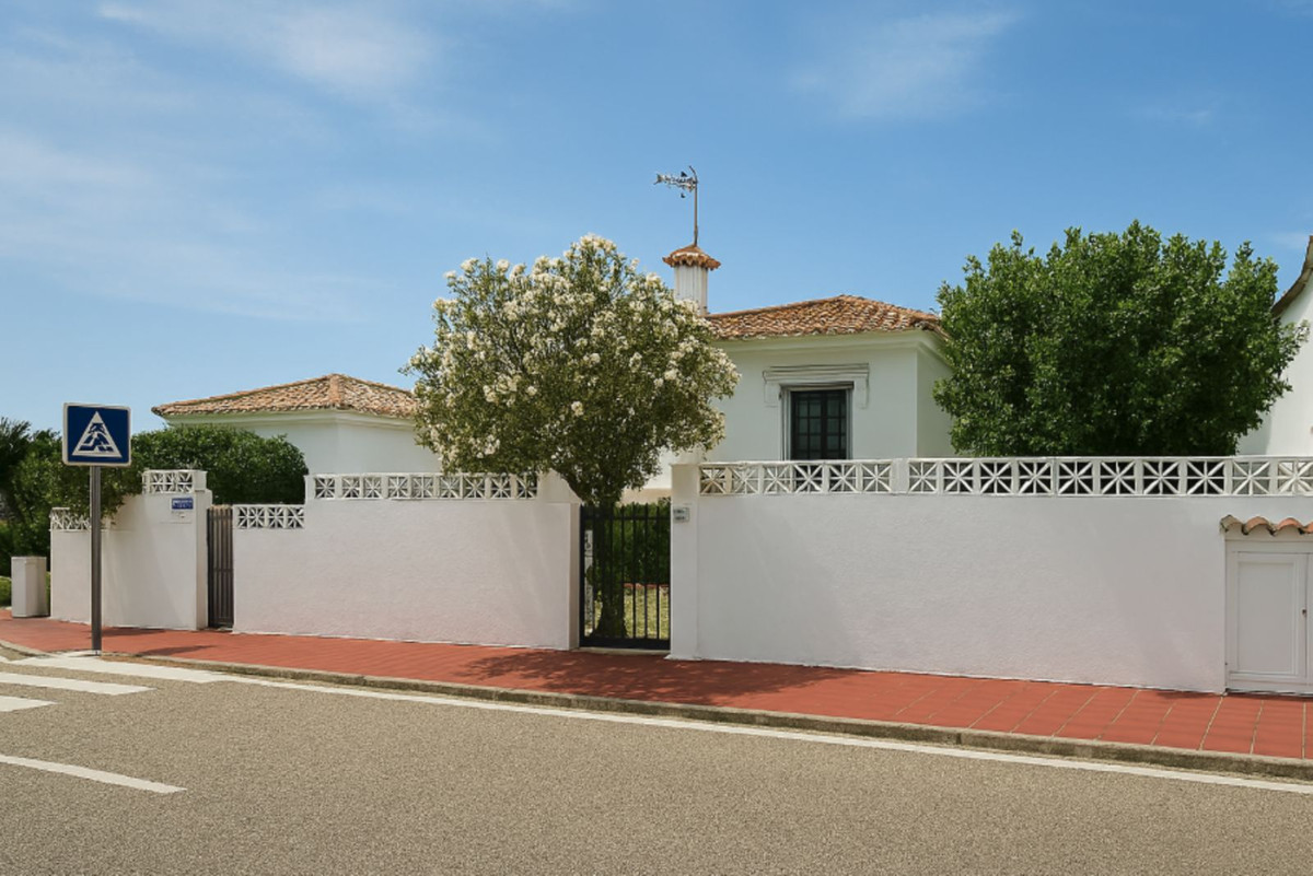 Se vende Villa - Chalet de 2 dormitorios en Costa Del Sol, Málaga, España