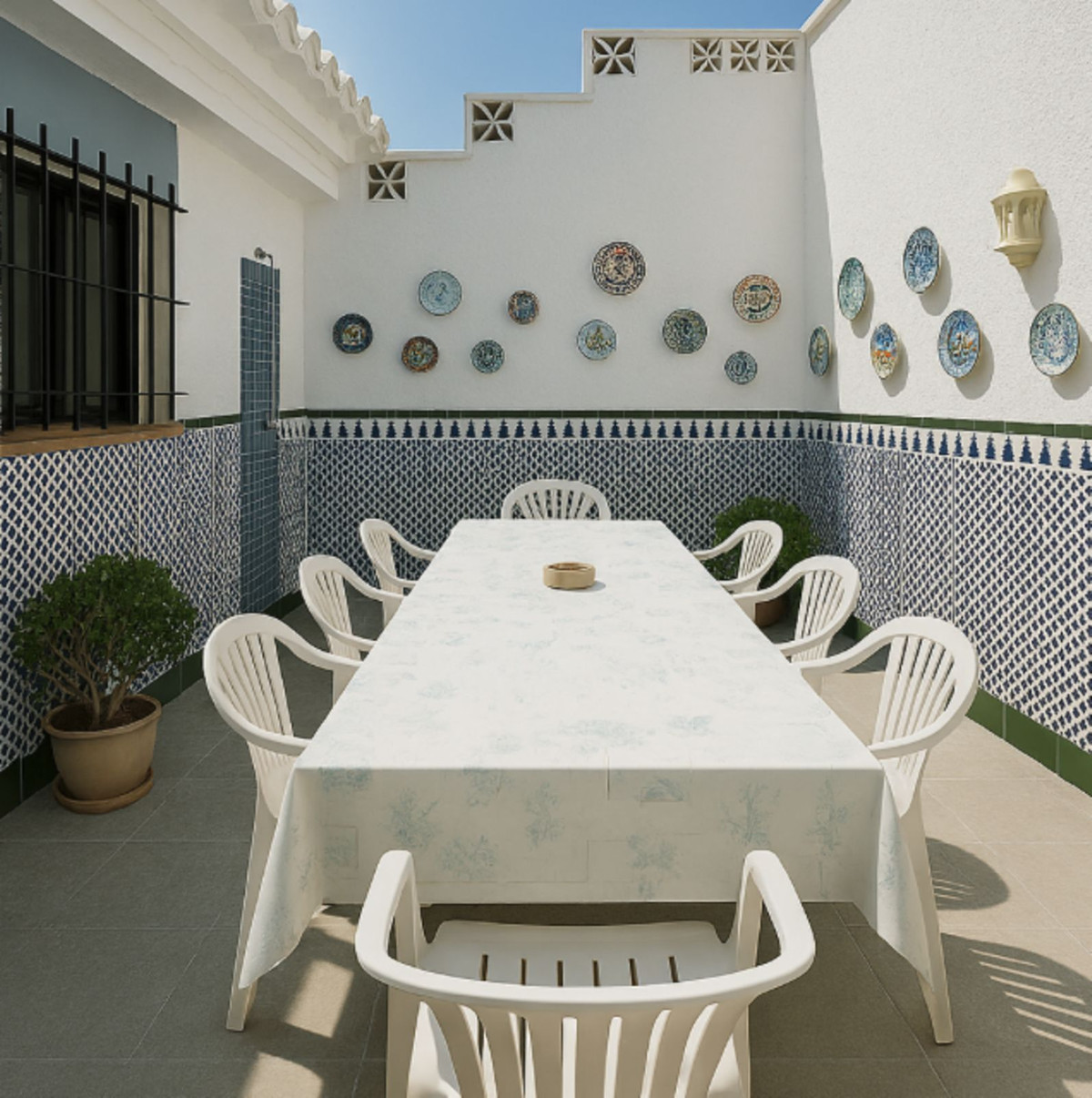 Se vende Villa - Chalet de 2 dormitorios en Costa Del Sol, Málaga, España