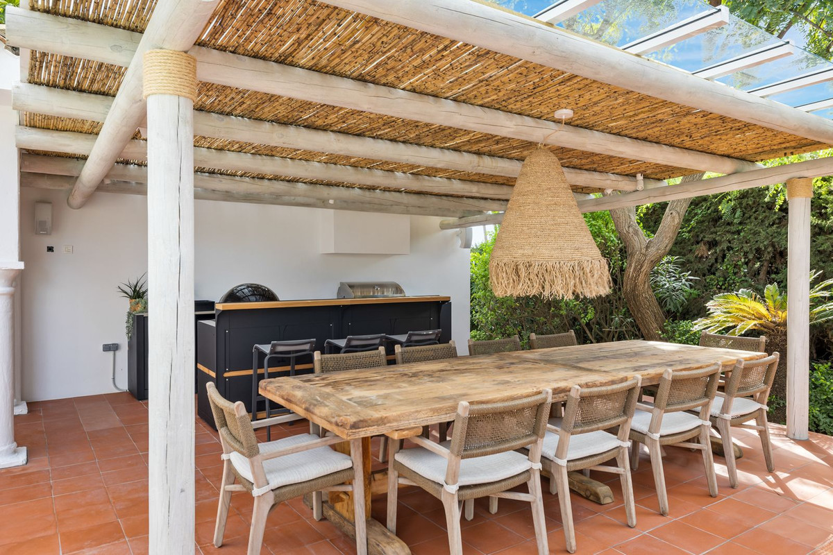 Se vende Villa - Chalet de 3 dormitorios en Costa Del Sol, Málaga, España