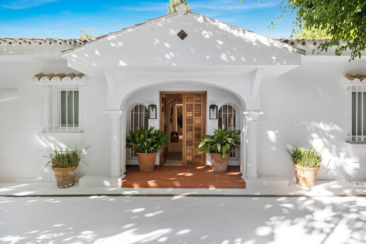 Se vende Villa - Chalet de 3 dormitorios en Costa Del Sol, Málaga, España