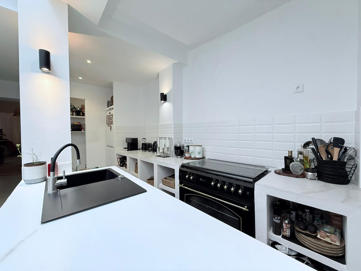 3 Bed Townhouse for sale in Coín Costa Del Sol, Málaga, Spain