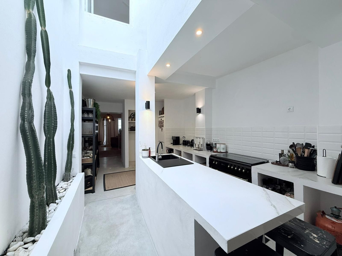 3 Bed Townhouse for sale in Coín Costa Del Sol, Málaga, Spain