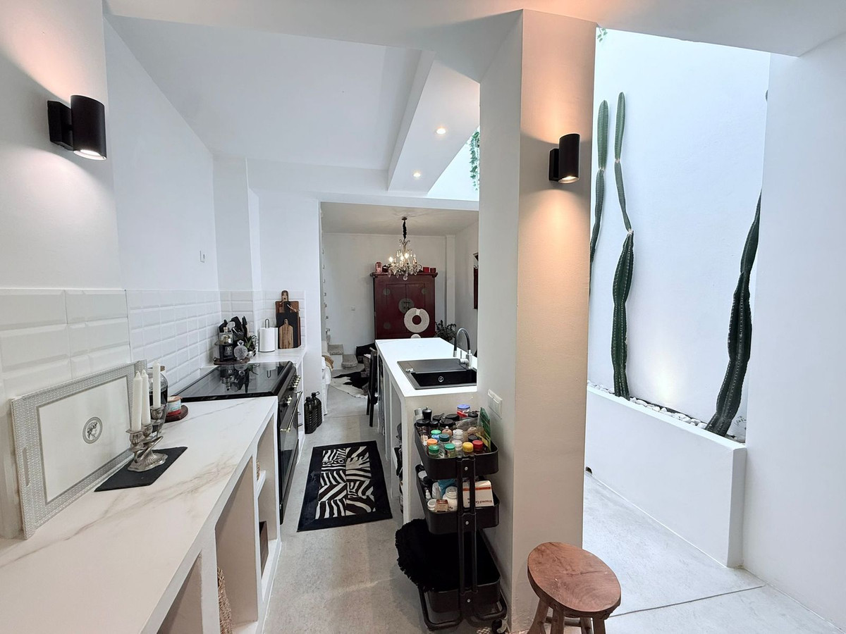 3 Bed Townhouse for sale in Coín Costa Del Sol, Málaga, Spain