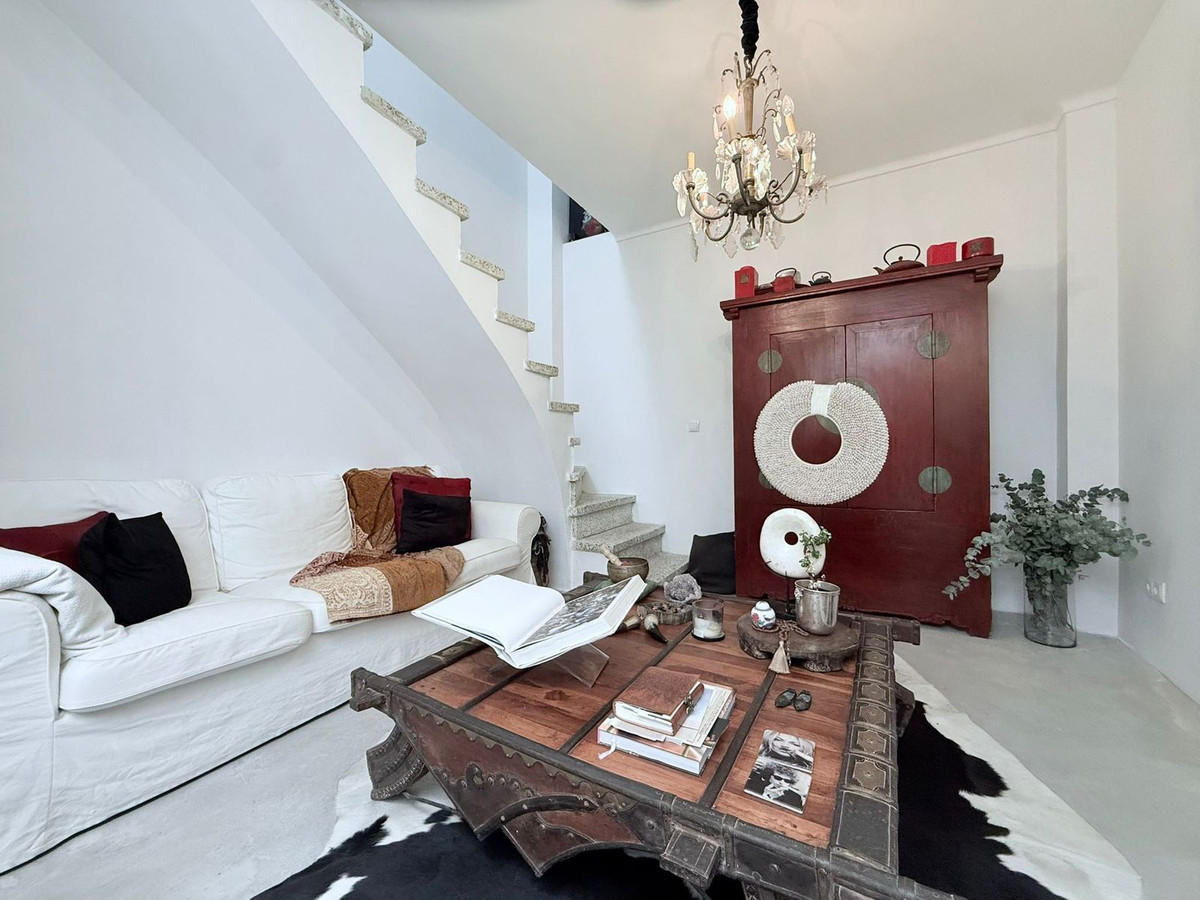 3 Bed Townhouse for sale in Coín Costa Del Sol, Málaga, Spain