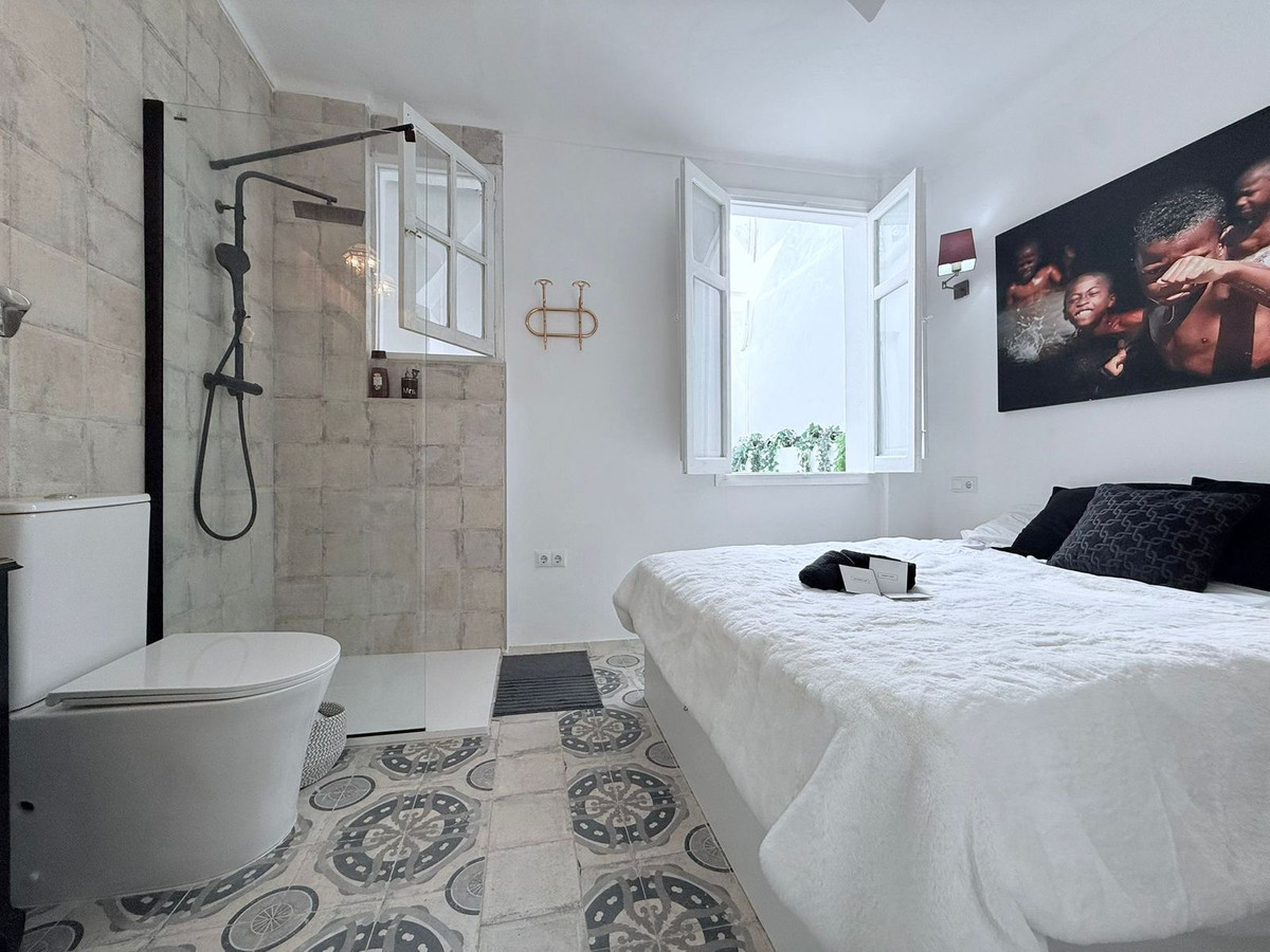 3 Bed Townhouse for sale in Coín Costa Del Sol, Málaga, Spain