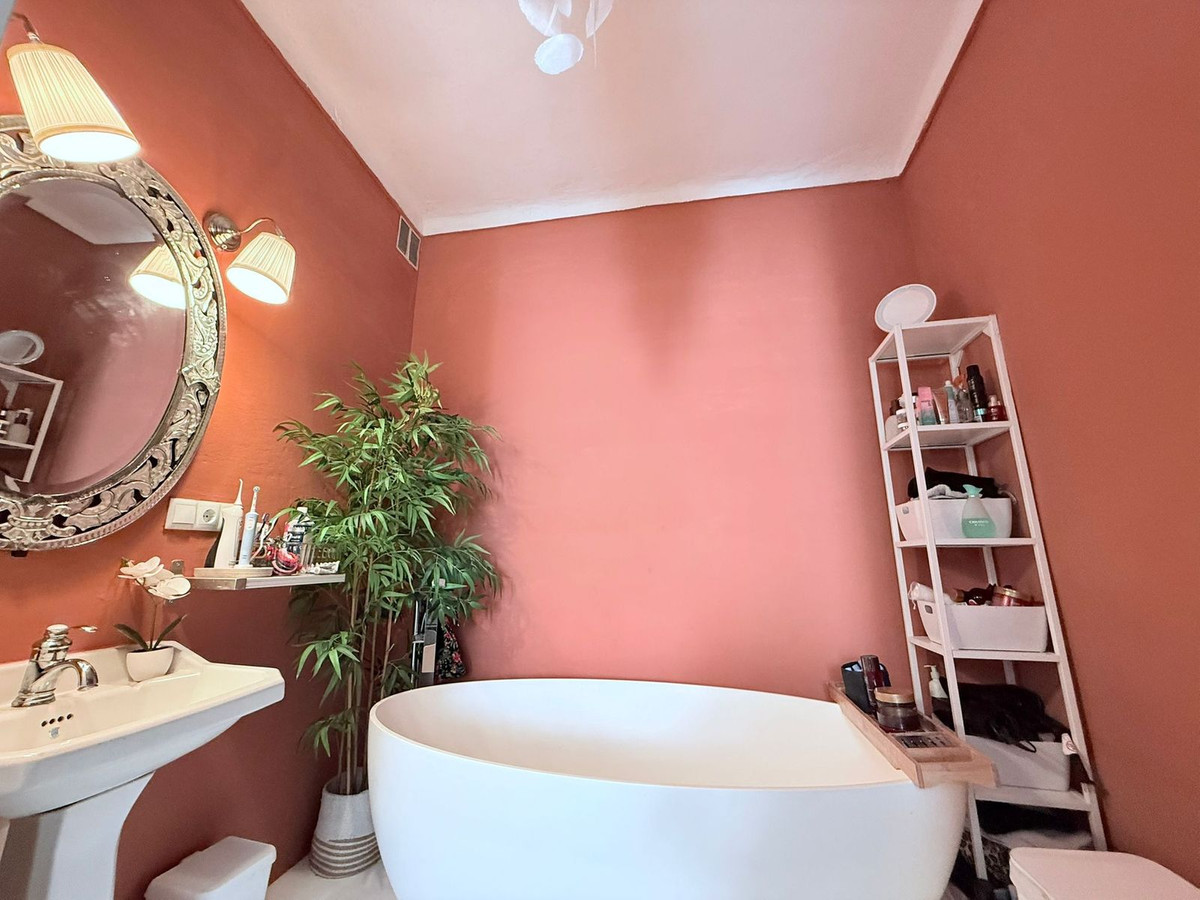 3 Bed Townhouse for sale in Coín Costa Del Sol, Málaga, Spain