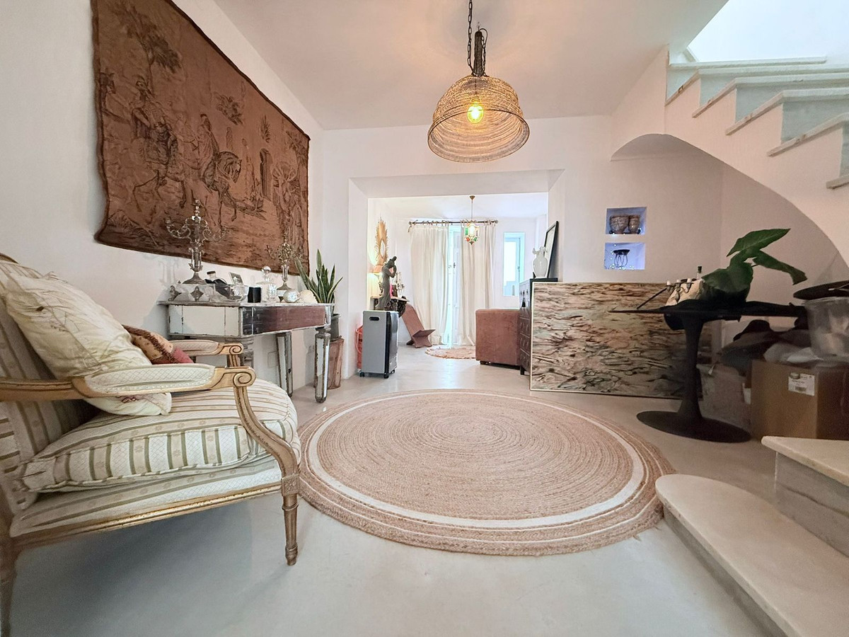 3 Bed Townhouse for sale in Coín Costa Del Sol, Málaga, Spain