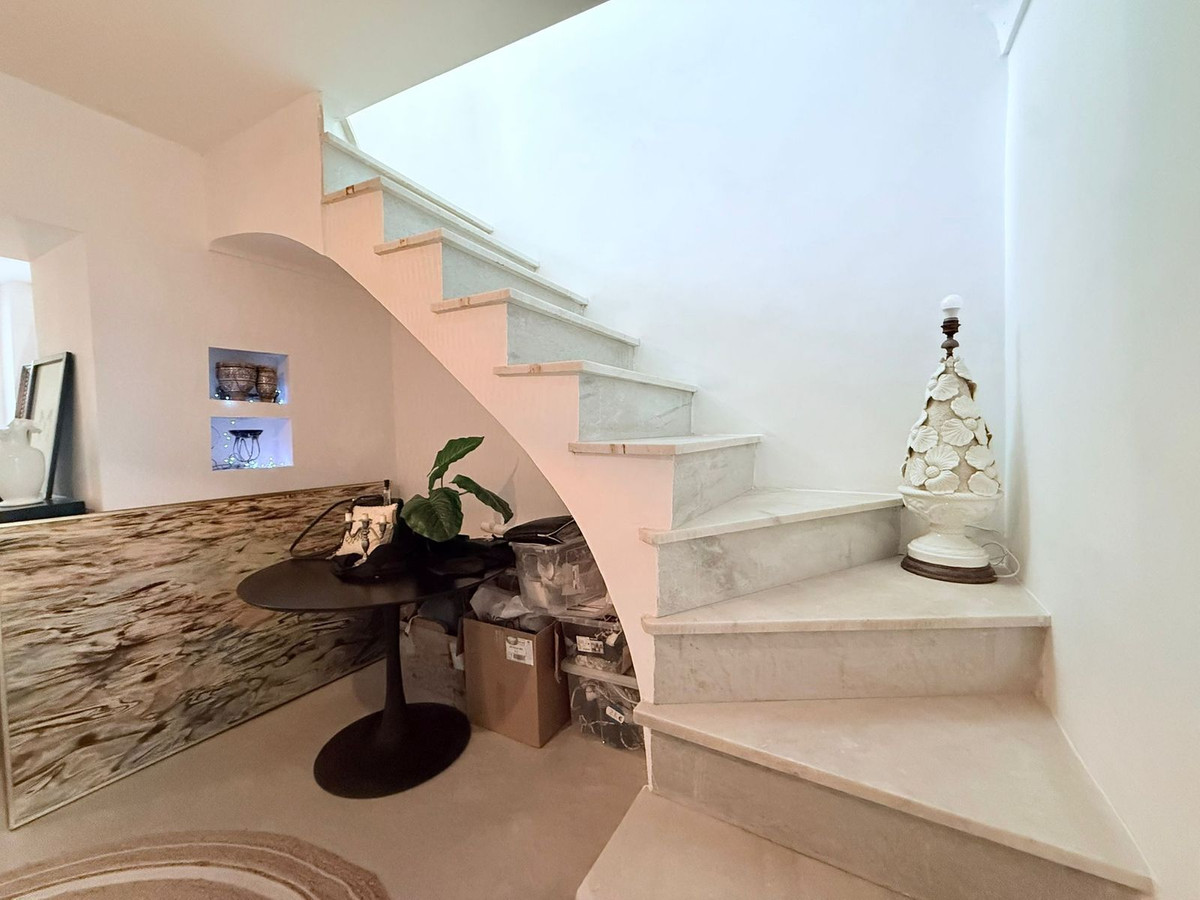 3 Bed Townhouse for sale in Coín Costa Del Sol, Málaga, Spain