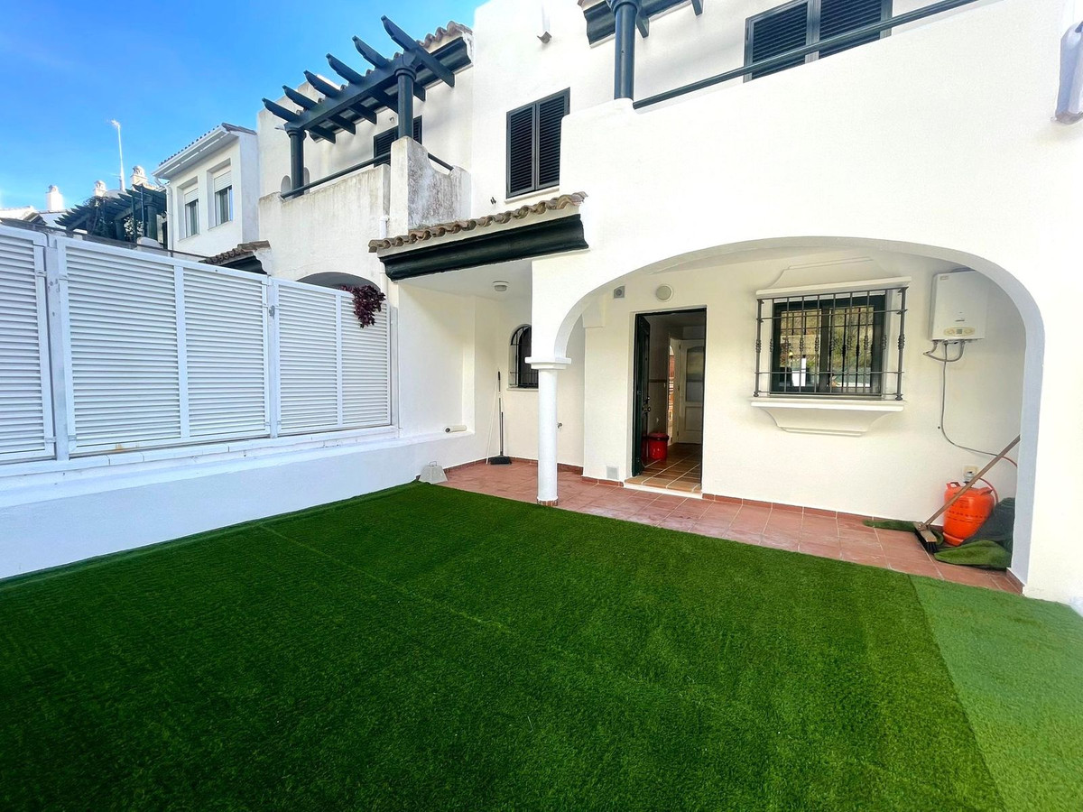 Se vende Adosada de 3 dormitorios en Costa Del Sol, Málaga, España