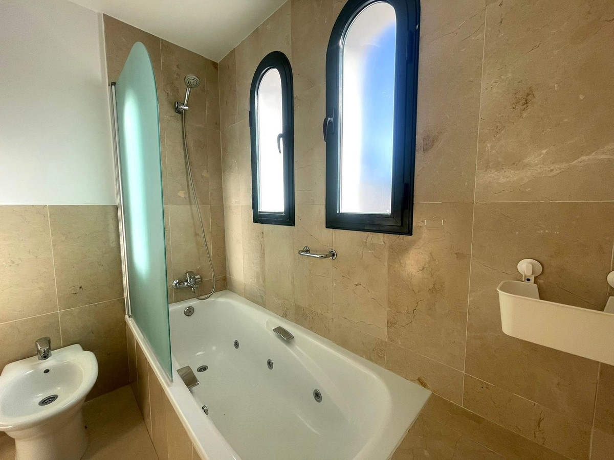 Se vende Adosada de 3 dormitorios en Costa Del Sol, Málaga, España