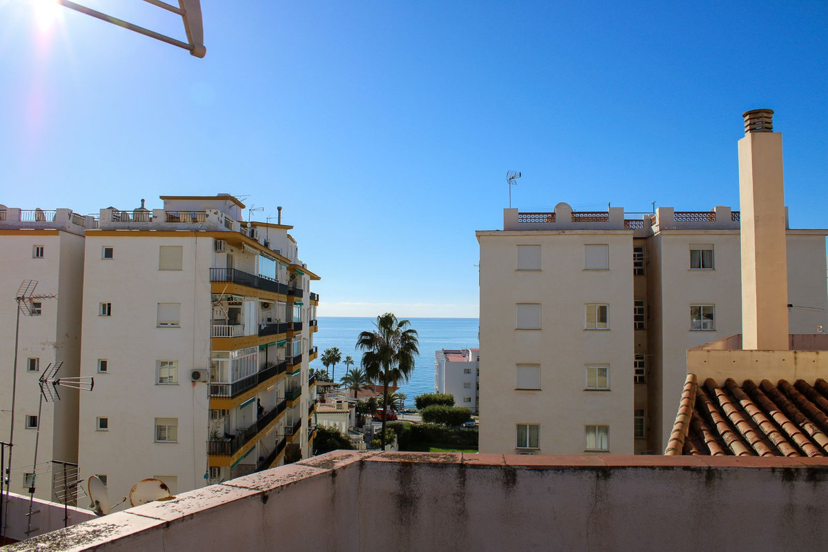 3 Bed Apartment for sale in Nerja Costa Del Sol East, Málaga, Spain