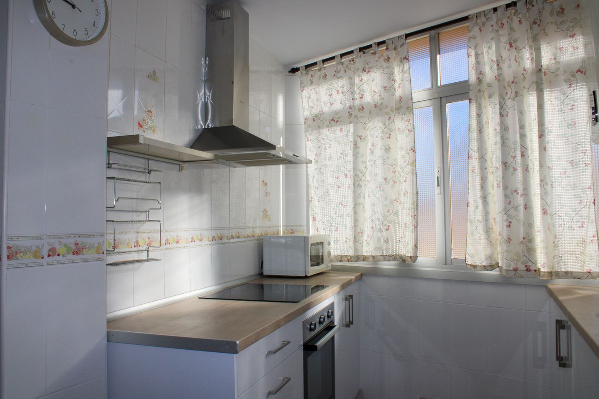 3 Bed Apartment for sale in Nerja Costa Del Sol East, Málaga, Spain