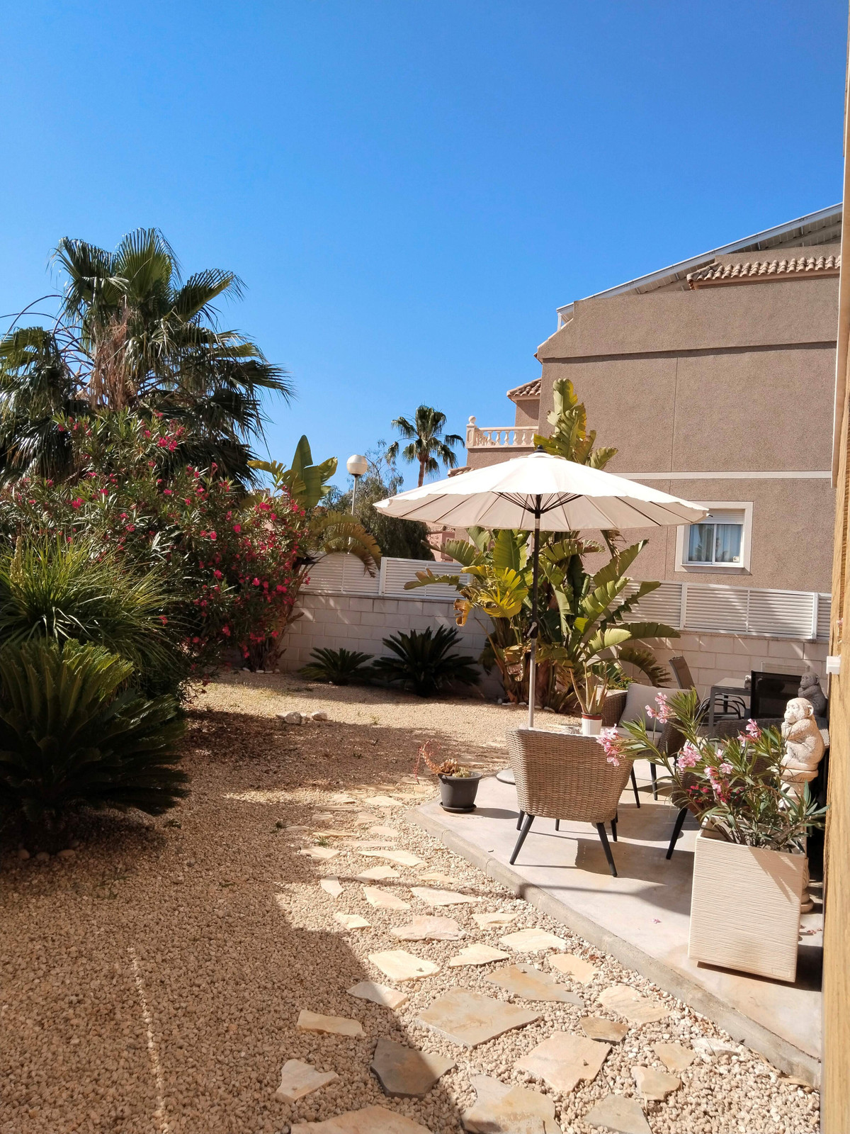 Se vende Pareada de 2 dormitorios en Costa Blanca, Alicante, España