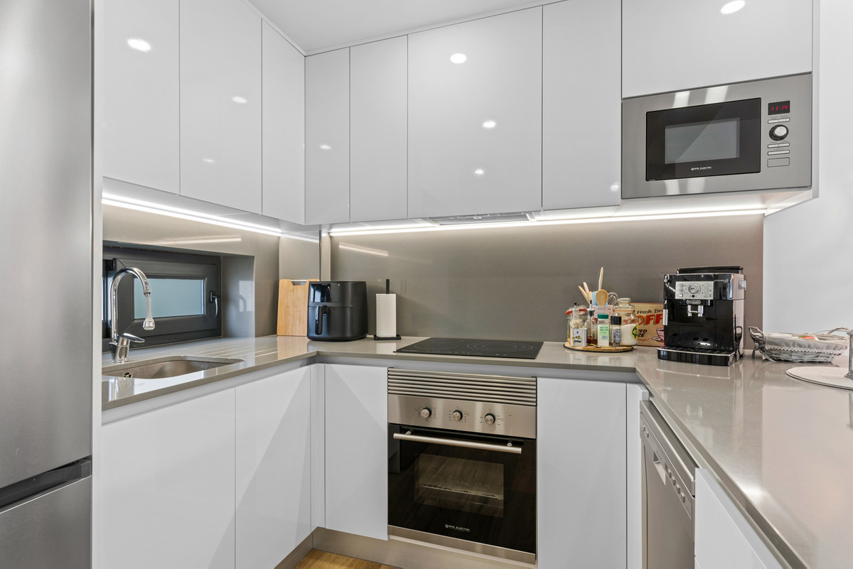 2 Bed Apartment for sale in Villamartin Costa Blanca, Alicante, Spain