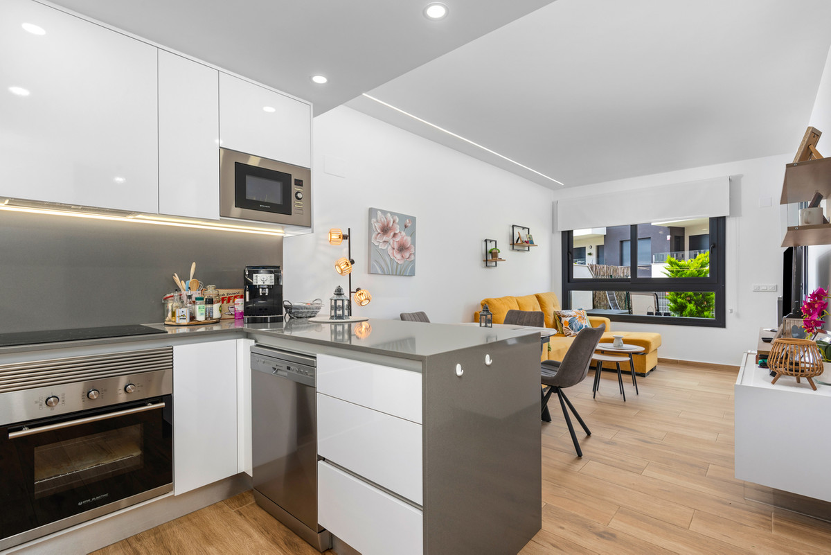 2 Bed Apartment for sale in Villamartin Costa Blanca, Alicante, Spain