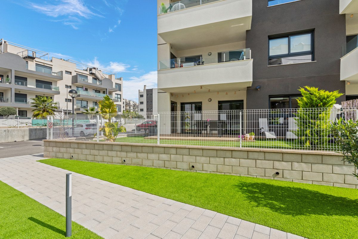 2 Bed Apartment for sale in Villamartin Costa Blanca, Alicante, Spain