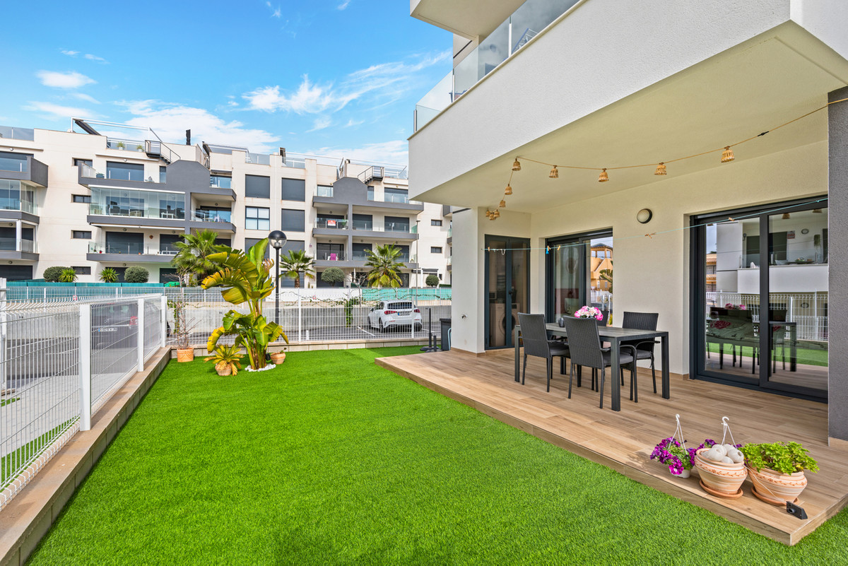 2 Bed Apartment for sale in Villamartin Costa Blanca, Alicante, Spain