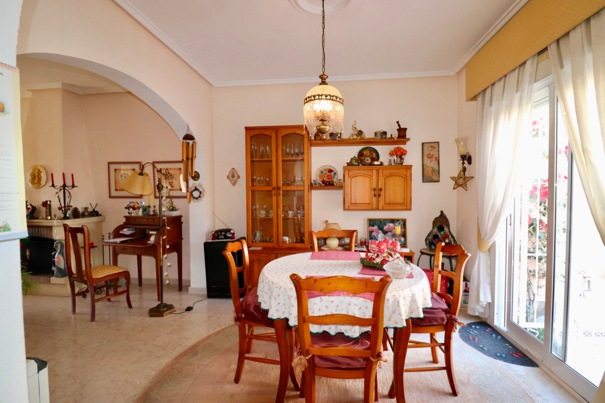 Se vende Adosada de 3 dormitorios en Costa Blanca, Alicante, España