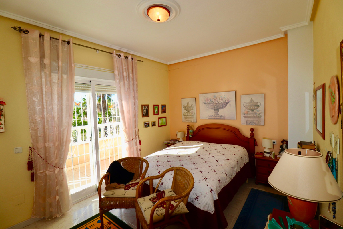 Se vende Adosada de 3 dormitorios en Costa Blanca, Alicante, España
