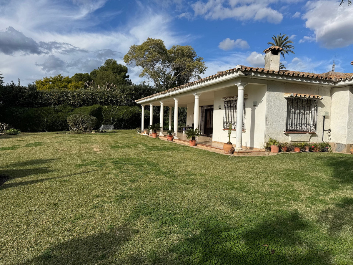 3 Bed Townhouse for sale in Estepona Costa Del Sol, Málaga, Spain