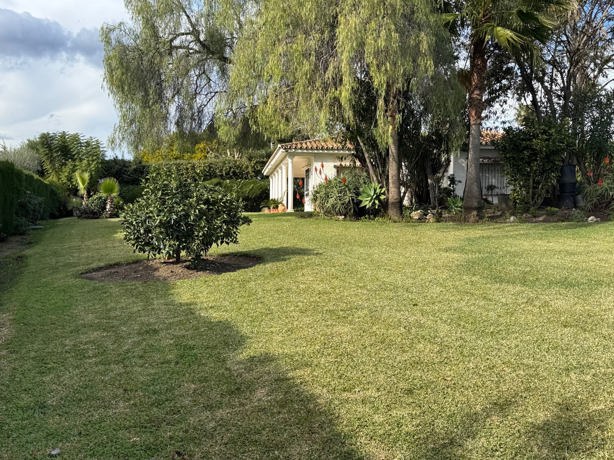 3 Bed Townhouse for sale in Estepona Costa Del Sol, Málaga, Spain