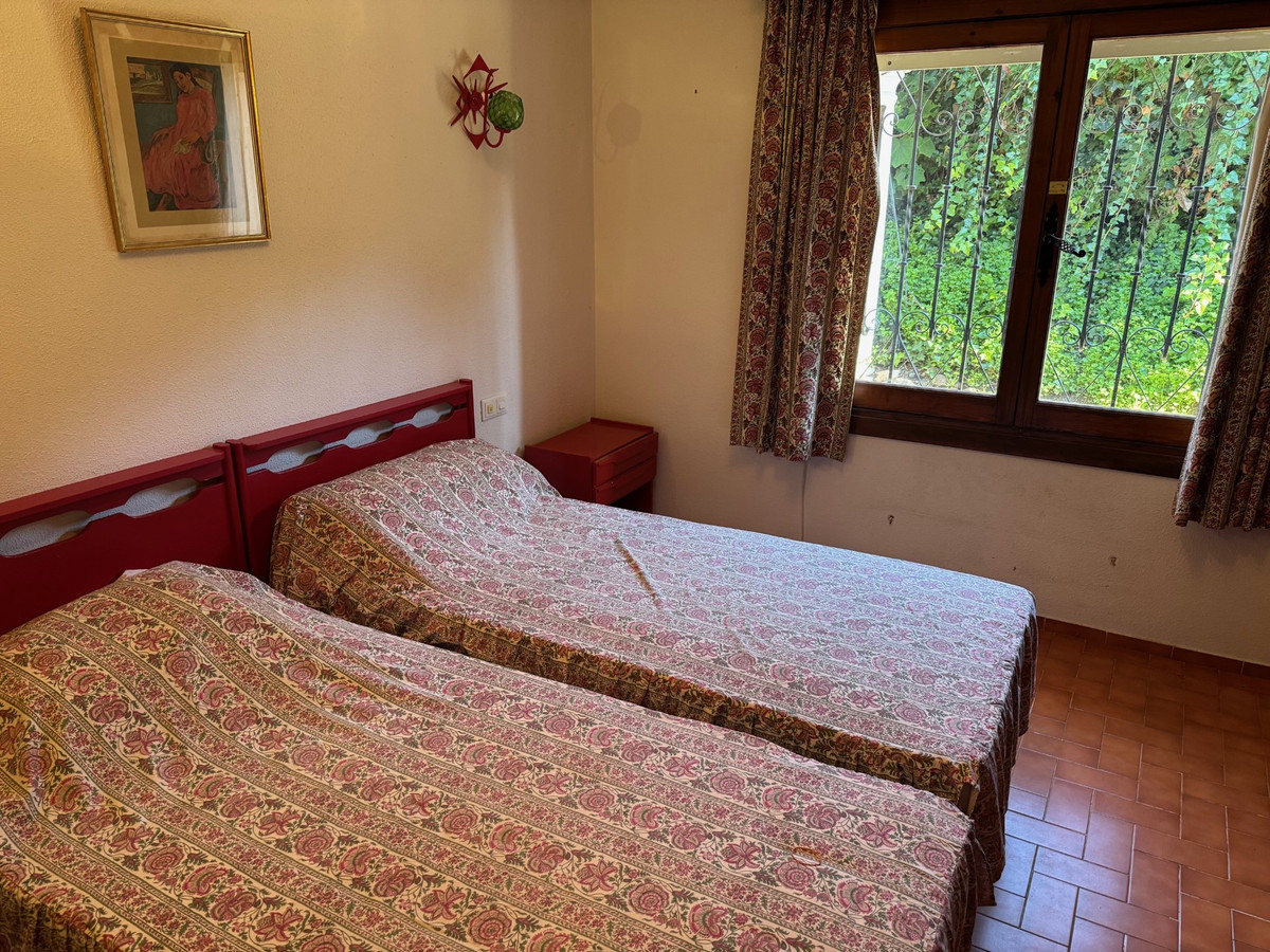3 Bed Townhouse for sale in Estepona Costa Del Sol, Málaga, Spain