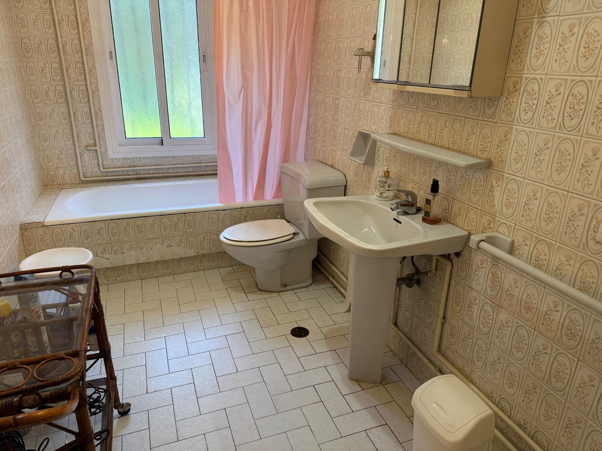 3 Bed Townhouse for sale in Estepona Costa Del Sol, Málaga, Spain
