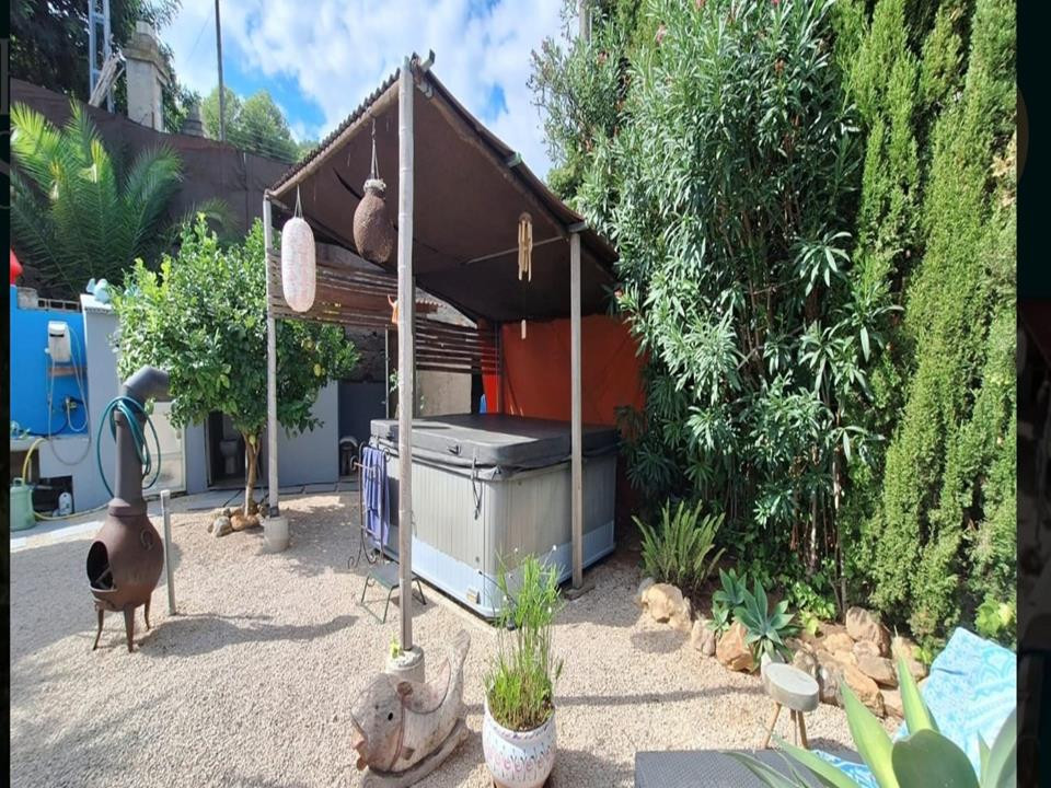 Se vende Finca - Cortijo de 2 dormitorios en Costa Blanca, Alicante, España