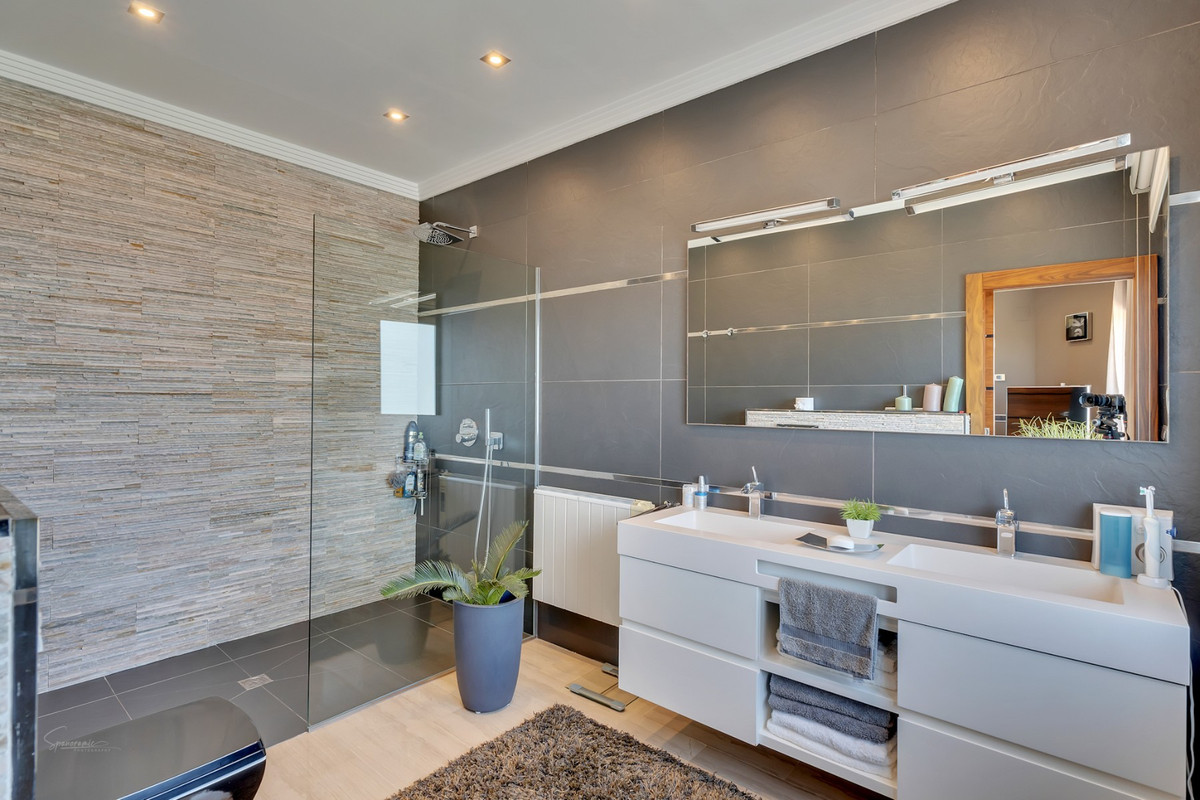 4 Bed Townhouse for sale in Benissa Costa Blanca, Alicante, Spain