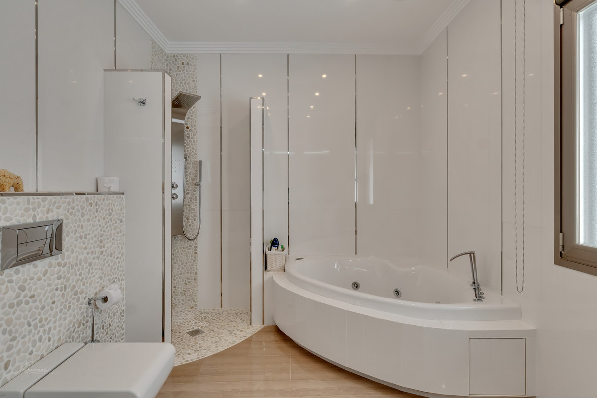 4 Bed Townhouse for sale in Benissa Costa Blanca, Alicante, Spain