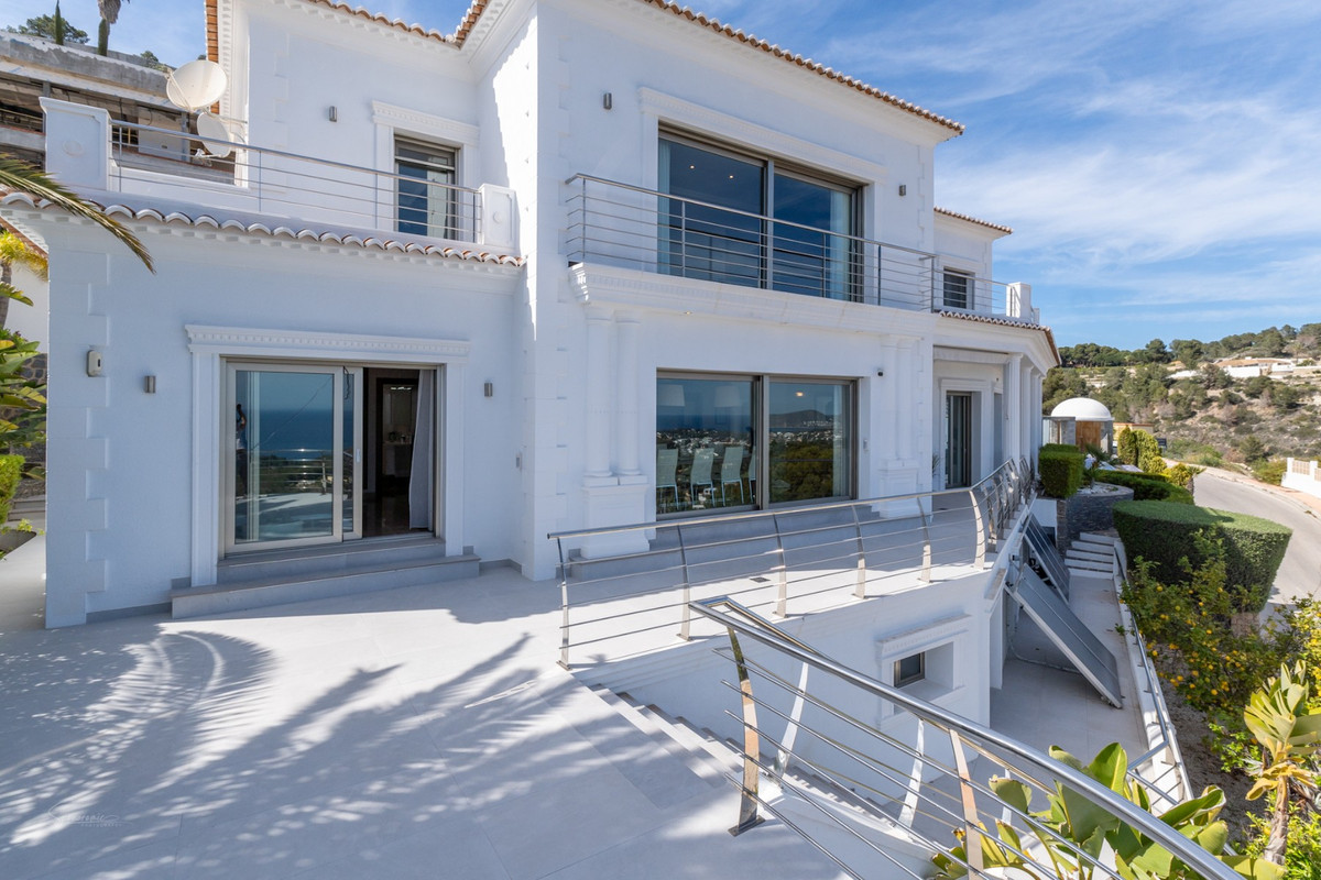 4 Bed Townhouse for sale in Benissa Costa Blanca, Alicante, Spain