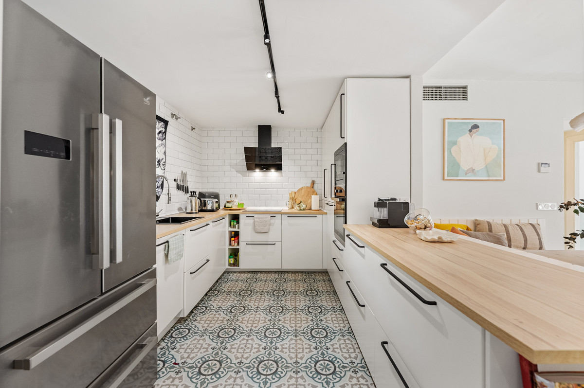 Se vende Apartamento Planta Media de 2 dormitorios en Costa Del Sol, Málaga, España