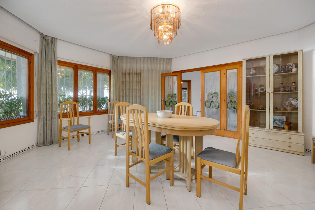 4 Bed Townhouse for sale in Santa Pola Costa Blanca, Alicante, Spain
