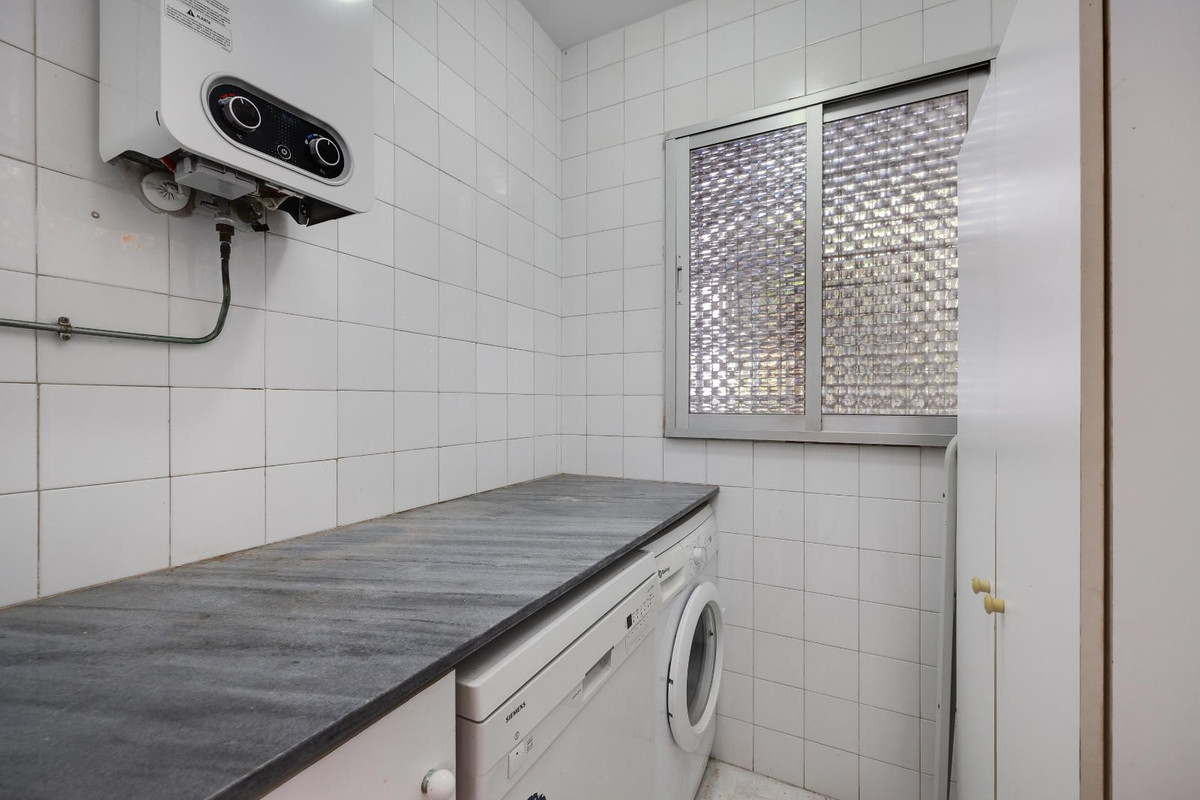 4 Bed Townhouse for sale in Santa Pola Costa Blanca, Alicante, Spain