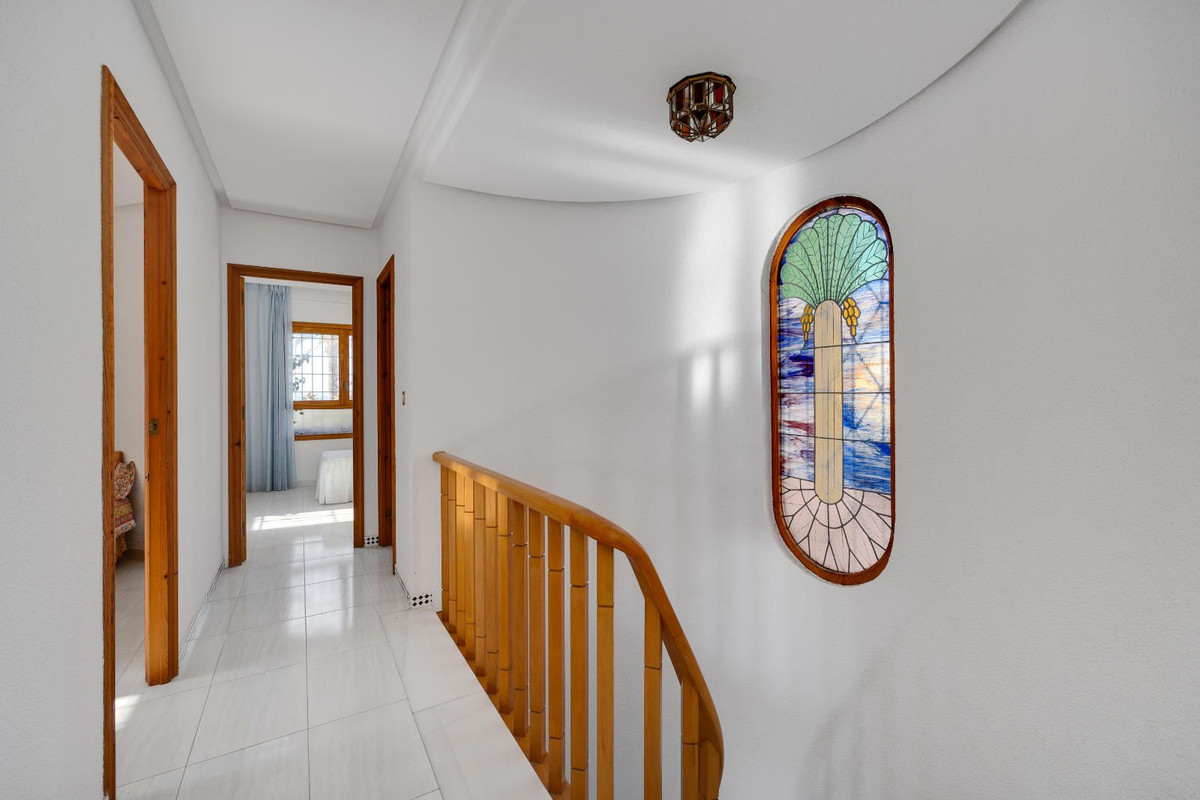 4 Bed Townhouse for sale in Santa Pola Costa Blanca, Alicante, Spain