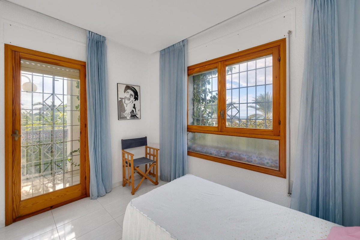 4 Bed Townhouse for sale in Santa Pola Costa Blanca, Alicante, Spain