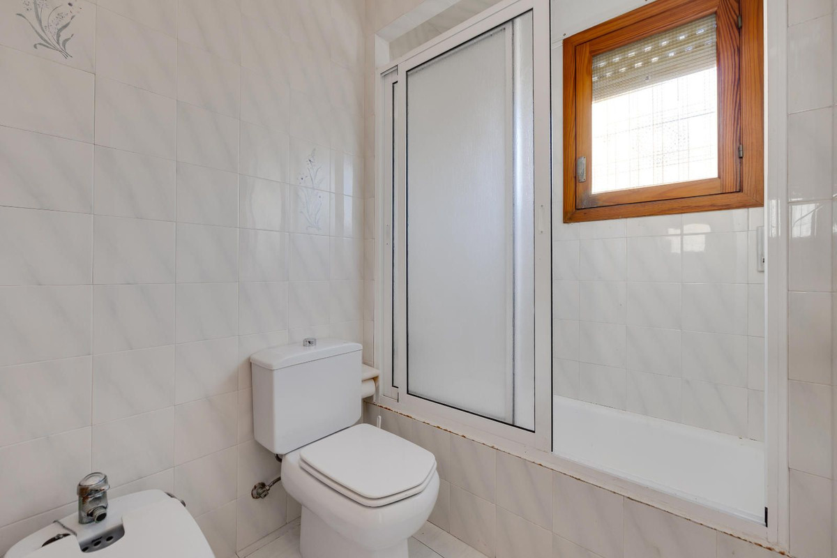 4 Bed Townhouse for sale in Santa Pola Costa Blanca, Alicante, Spain