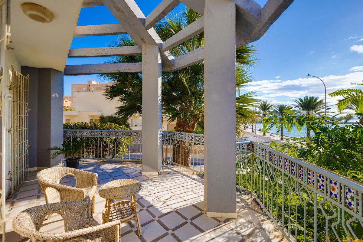 4 Bed Townhouse for sale in Santa Pola Costa Blanca, Alicante, Spain