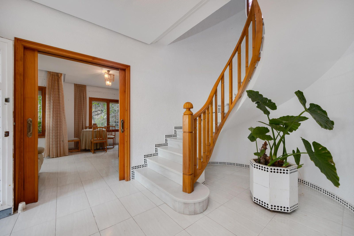 4 Bed Townhouse for sale in Santa Pola Costa Blanca, Alicante, Spain