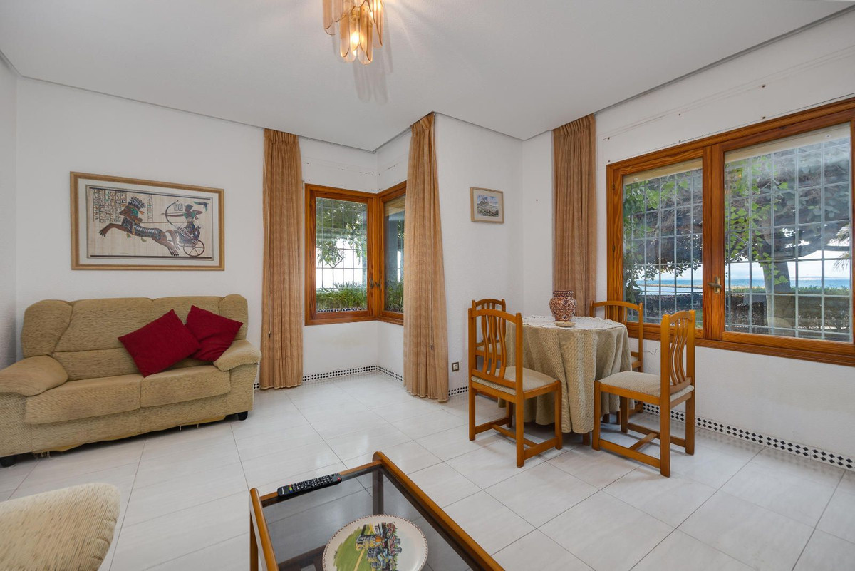 4 Bed Townhouse for sale in Santa Pola Costa Blanca, Alicante, Spain