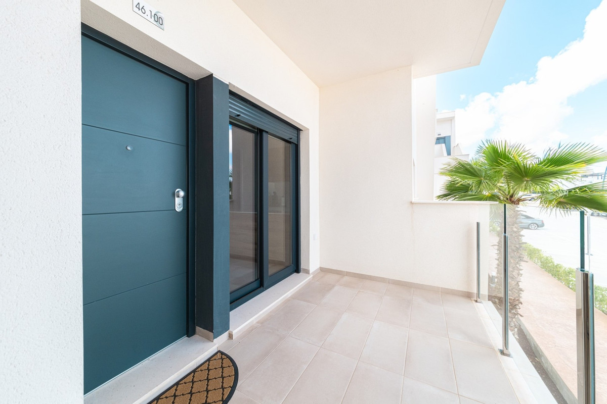 2 Bed Apartment for sale in Pilar De La Horadada Costa Blanca, Alicante, Spain