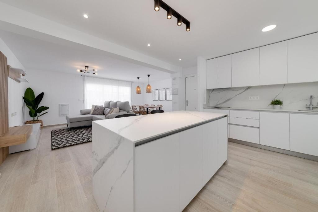Se vende Apartamento Planta Baja de 3 dormitorios en Costa Blanca, Alicante, España